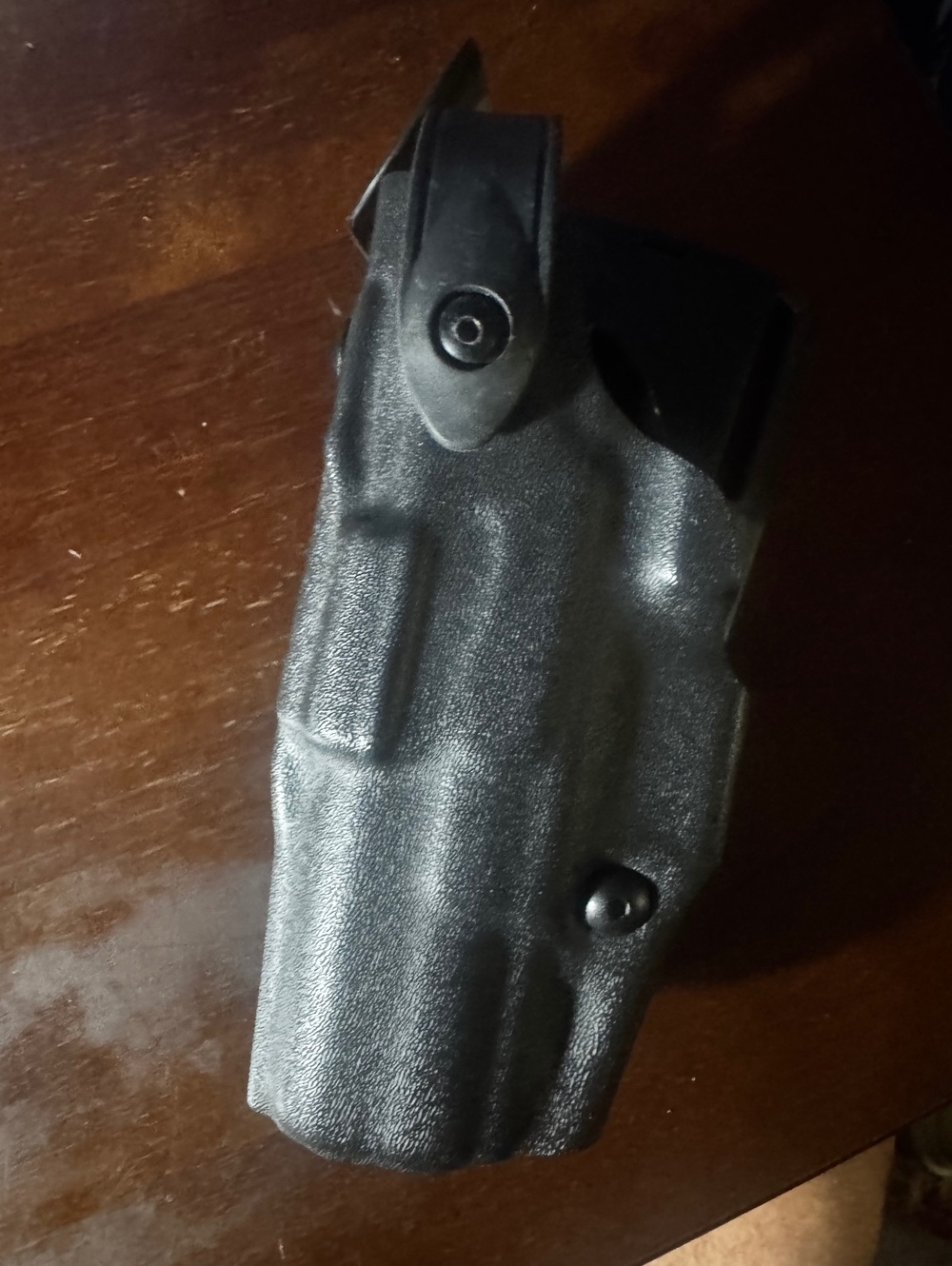 Black belt clip holster